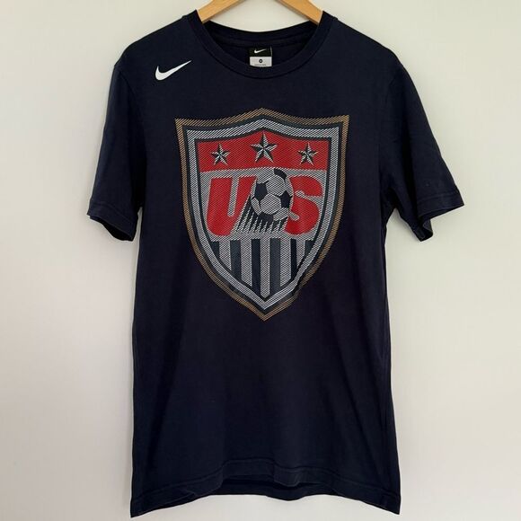 USMNT T-Shirt - Nike - Medium - Picture 1 of 6